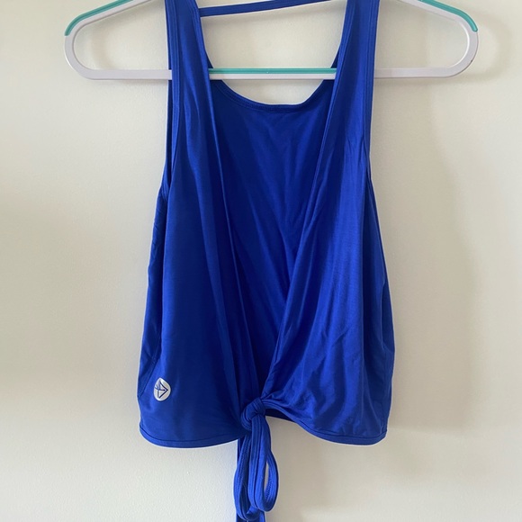 Yoga/Athletic Top - Picture 1 of 2